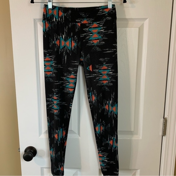 LulaRoe Women’s Tribal Pattern Leggings - Picture 7 of 7